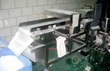 食品金属检测机使用现场 薄荷糖 包衣糖 清凉糖金属检测机