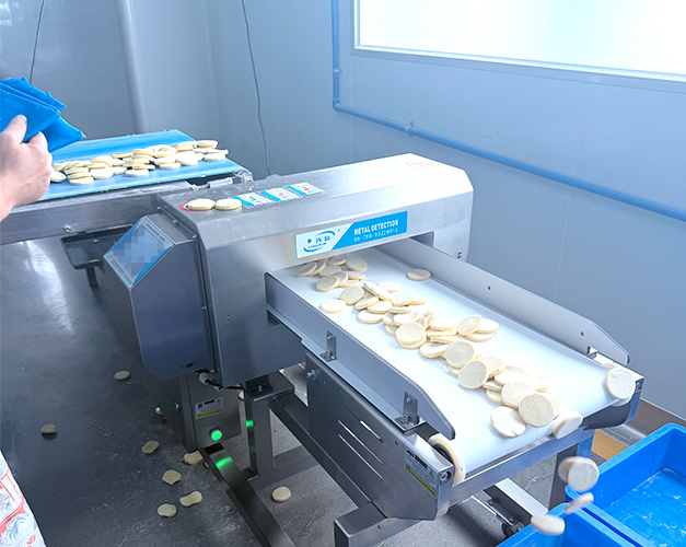 广东某食品厂面饼生产线金属检测项目落地案例